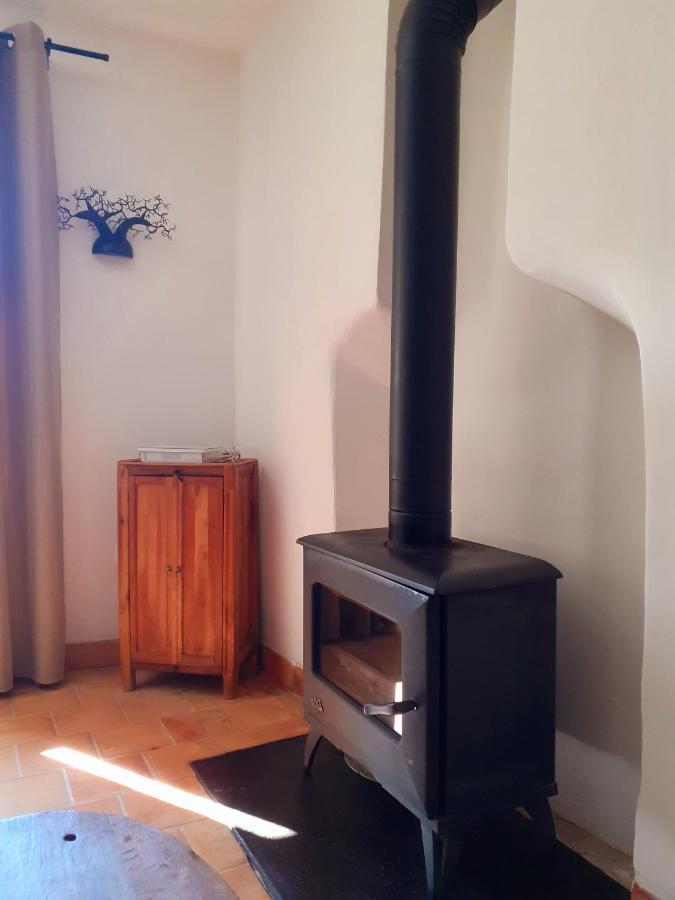 Gite Des Tineries Villa Lagrasse Exteriör bild