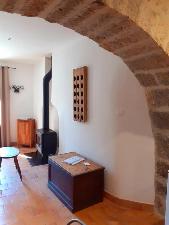 Gite Des Tineries Villa Lagrasse Exteriör bild