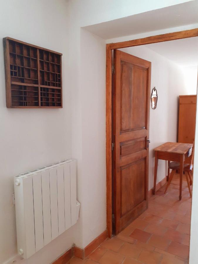 Gite Des Tineries Villa Lagrasse Exteriör bild