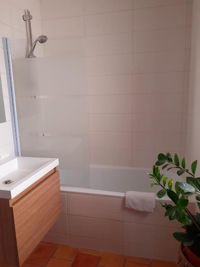 Gite Des Tineries Villa Lagrasse Exteriör bild